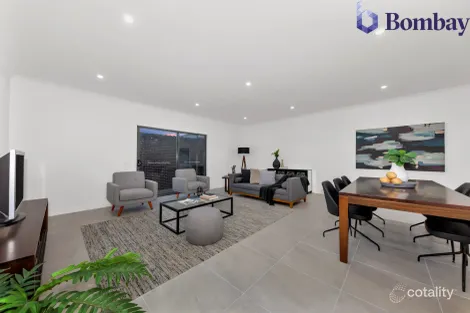 Property photo of 9 Popran Walk Wollert VIC 3750