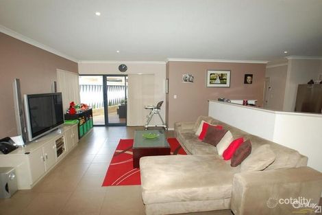 Property photo of 6C Selhan Place Westminster WA 6061