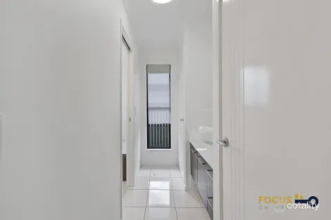 Property photo of 5 Rudd Street Rural View QLD 4740