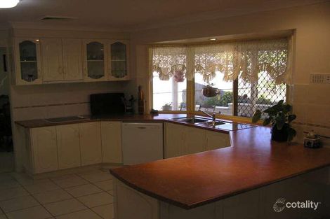 Property photo of 15 Calliandra Place Calamvale QLD 4116