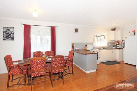 Property photo of 1 Carruthers Court Cooroy QLD 4563