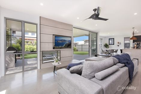 9 Cape St, Birtinya, QLD 4575