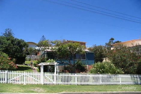 4 Ebsworth St, Redhead, NSW 2290