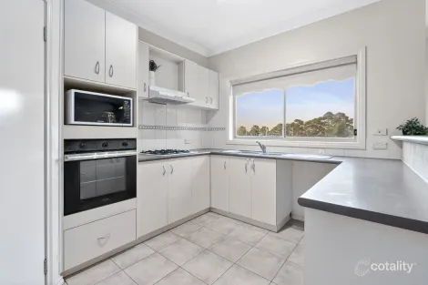 Property photo of 8 Recreation Drive Leopold VIC 3224