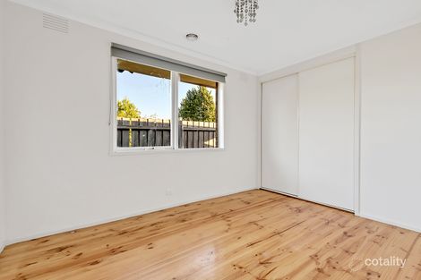 Property photo of 16 Peterlee Court Craigieburn VIC 3064