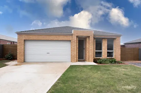 16 Holstein Cl, Delacombe, VIC 3356