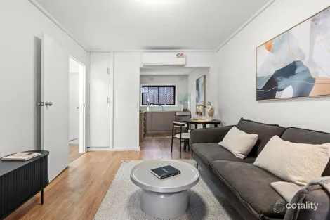 Property photo of 1/10 Loeman Street Essendon VIC 3040