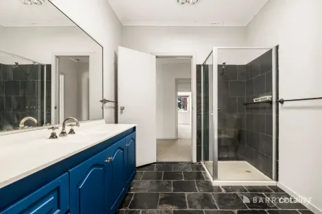 Property photo of 92 McDonald Street Mordialloc VIC 3195