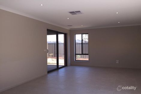 Property photo of 7 Ruby Road Cobblebank VIC 3338