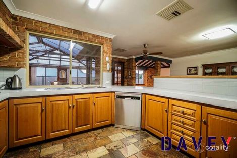 Property photo of 18 Santa Way Wanneroo WA 6065