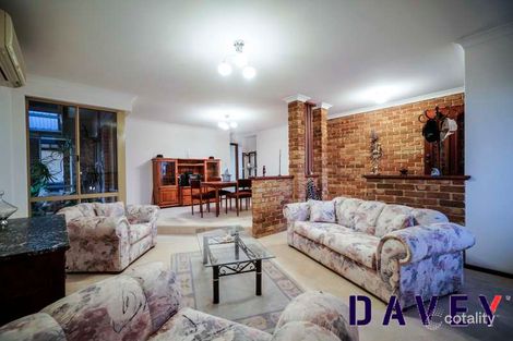 Property photo of 18 Santa Way Wanneroo WA 6065