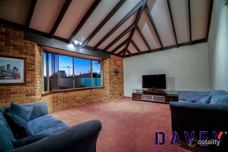 Property photo of 18 Santa Way Wanneroo WA 6065