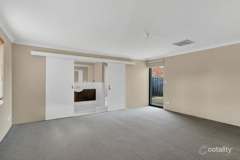 Property photo of 14 Adriana Way Halls Head WA 6210
