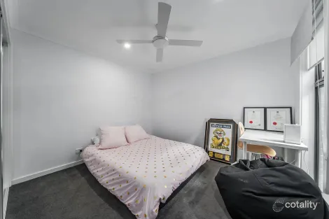 Property photo of 9/641 Mountain Highway Bayswater VIC 3153