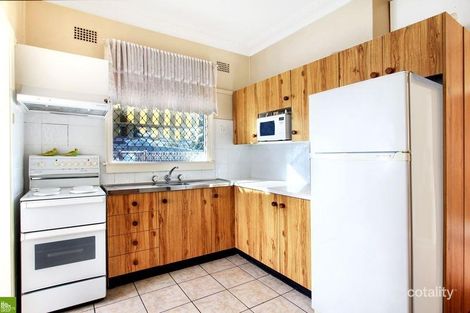 Property photo of 16 Gloucester Crescent Dapto NSW 2530