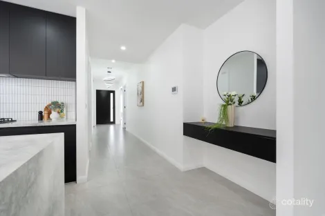Property photo of 16 Eulinga Street Mickleham VIC 3064