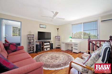 Property photo of 11 Carina Place St Johns Park NSW 2176