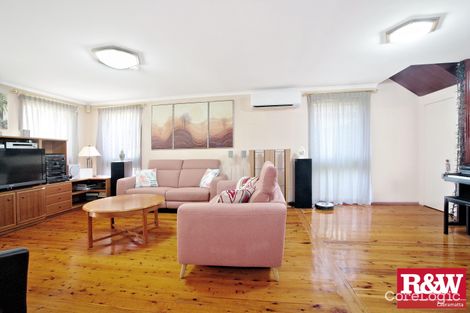 Property photo of 11 Carina Place St Johns Park NSW 2176