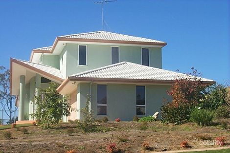 4 Manor Ct, Little Mountain, QLD 4551