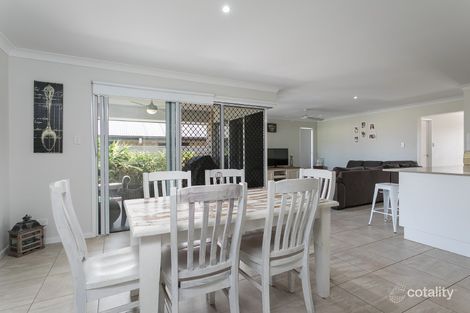 Property photo of 32 Summerview Avenue Yarrabilba QLD 4207