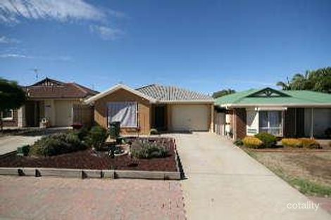 15 Shillabeer Cres, Woodcroft, SA 5162