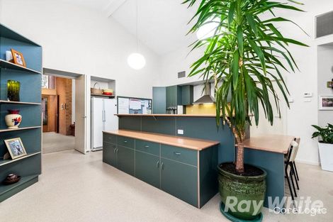Property photo of 21 Valley Road Mount Waverley VIC 3149