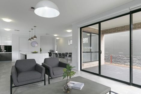 Property photo of 16A Cumberland Way Bassendean WA 6054