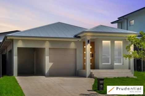 160 Copperfield Dr, Rosemeadow, NSW 2560