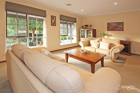 Property photo of 1 Piaffe Lane Woodcroft SA 5162