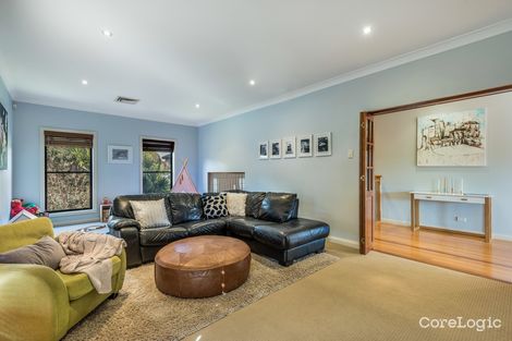 Property photo of 19 Robusta Close Erina NSW 2250