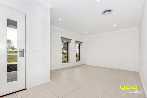 Property photo of 22B Biscay Grove Lyndhurst VIC 3975