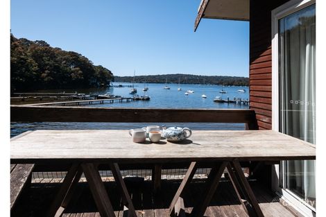 Property photo of 13 The Chase Lovett Bay NSW 2105