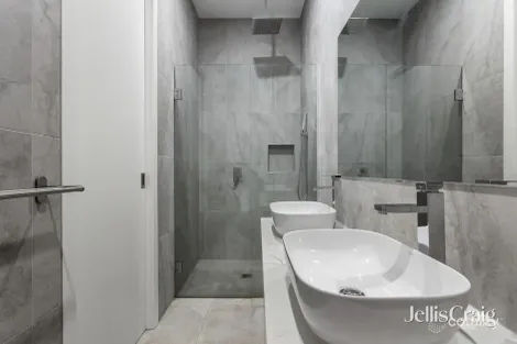 Property photo of 9A Sanicki Court Bentleigh East VIC 3165