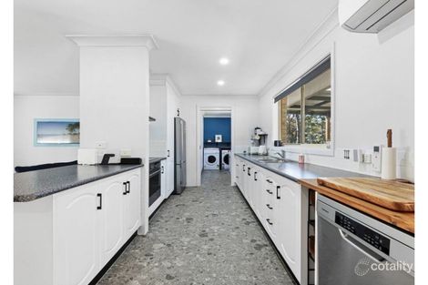 Property photo of 34 Maculata Circuit Dalmeny NSW 2546