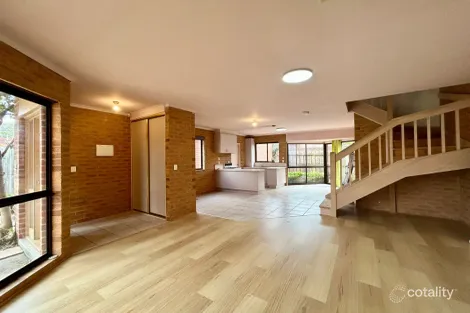 4/27 Shepparson Ave, Carnegie, VIC 3163