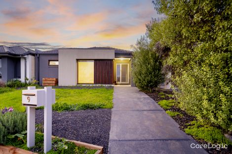 Property photo of 9 Beachside Crescent Point Cook VIC 3030