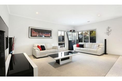 Property photo of 2/5 Peter Street Croydon South VIC 3136