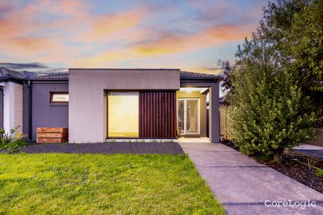 Property photo of 9 Beachside Crescent Point Cook VIC 3030