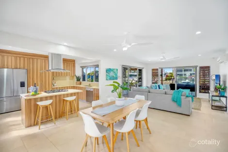 Property photo of 19 Marina Quay Trinity Park QLD 4879