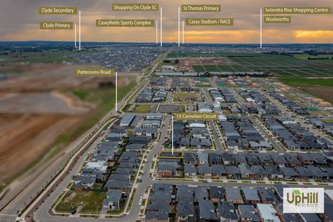 15 Carnelian Cct, Clyde North, VIC 3978