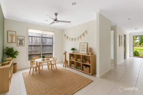 Property photo of 10 Sienna Crescent Pimpama QLD 4209