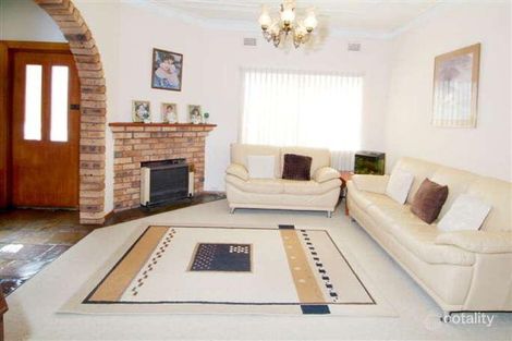 Property photo of 112 Florence Avenue Eastlakes NSW 2018