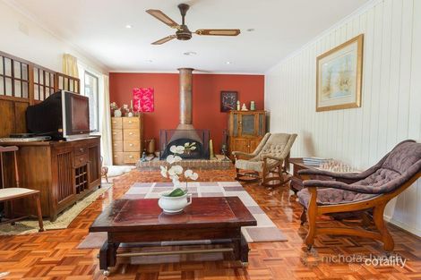 Property photo of 44 Autumn Crescent Mount Eliza VIC 3930