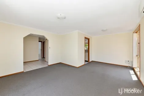 Property photo of 13 Leisler Place Palmerston ACT 2913
