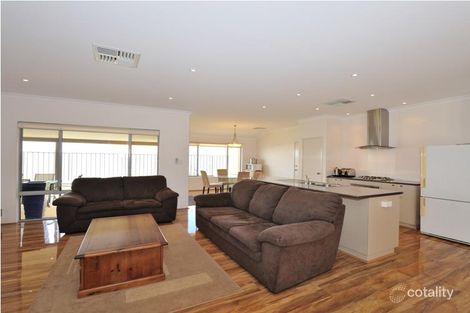 Property photo of 4 Kempeana Way Baldivis WA 6171