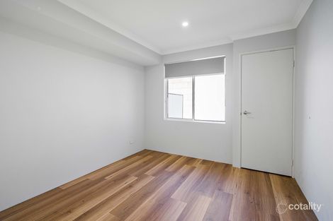 Property photo of 21 McPhee Road Hammond Park WA 6164