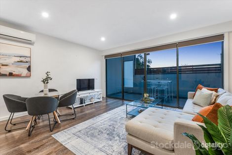 Property photo of 4/28 Winyard Drive Mooroolbark VIC 3138