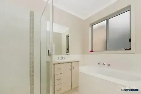 Property photo of 90 Lakeside Drive Andrews Farm SA 5114