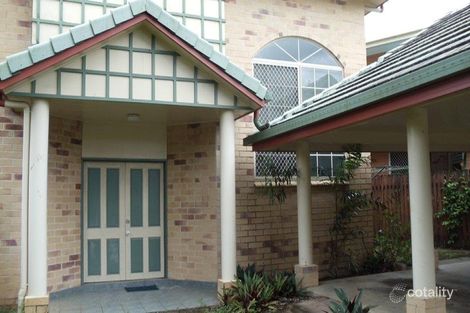 42 Koppen Tce, Mooroobool, QLD 4870