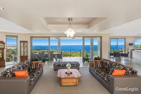 Property photo of 7 Seacliff Place Caves Beach NSW 2281